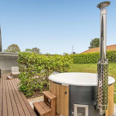 Ankarl - 700m From The Sea By Interhome